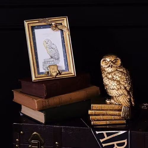 Widdop and Co Harry Potter Alumni Hedwig Owl Figurine in Gold – 3