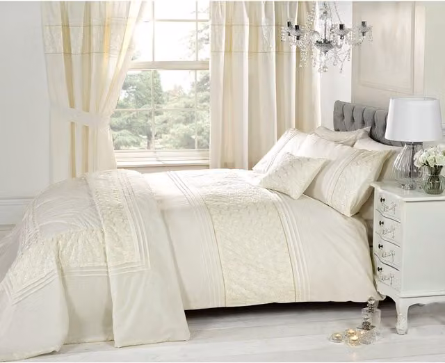 Everdean Polycotton Embroidered Duvet Set with Pillowcase, White and Yellow, 200 x 200 cm