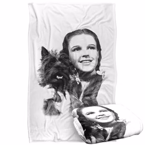 Warner Bros. The Wizard Of Oz Dorothy and Toto Super Soft Fleece Throw Blanket, Multicolour, W: 91.44 cm, D: 147 cm – 1