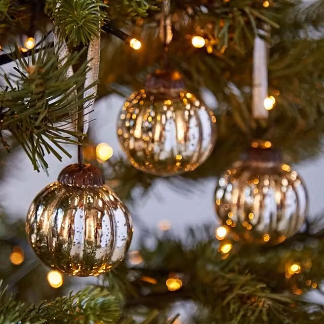 Paper High Set of 3 Silver Antique Effect Round Recycled Glass Christmas Hanging Baubles – 1