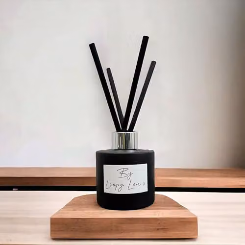 60 Second Makeover Limited Irish Cream Luxury Flower Reed Diffuser, Black