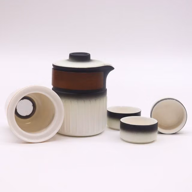 KDMK Three Friends Ceramic Teapot Set with Infuser and Cups in Black