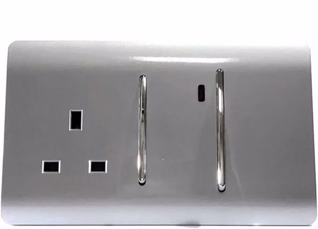 Trendi 45A Cooker Switch with Plug Socket and Neon Insert in Platinum Silver