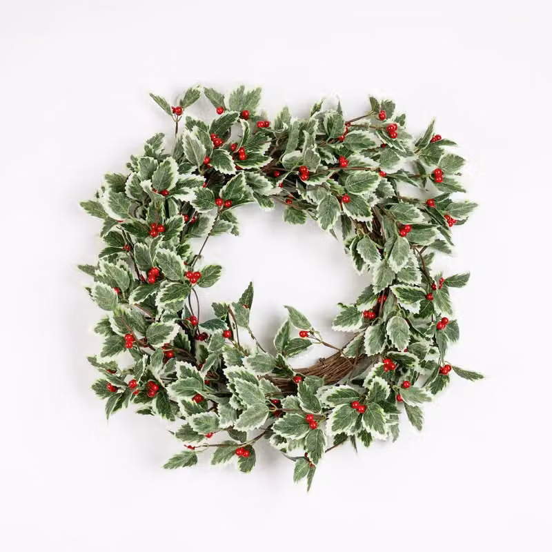 Scottish Everlastings Ltd Classic Round Christmas Holly Wreath in Green, White and Red, Diameter: 50 cm – 2