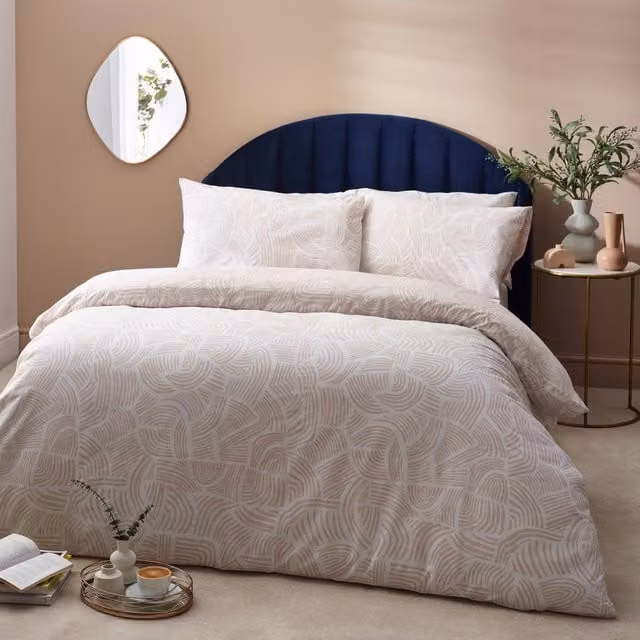 Abstract Minimalist Reversible Duvet Cover Set in Beige and Red, Single, 90 x 200 cm