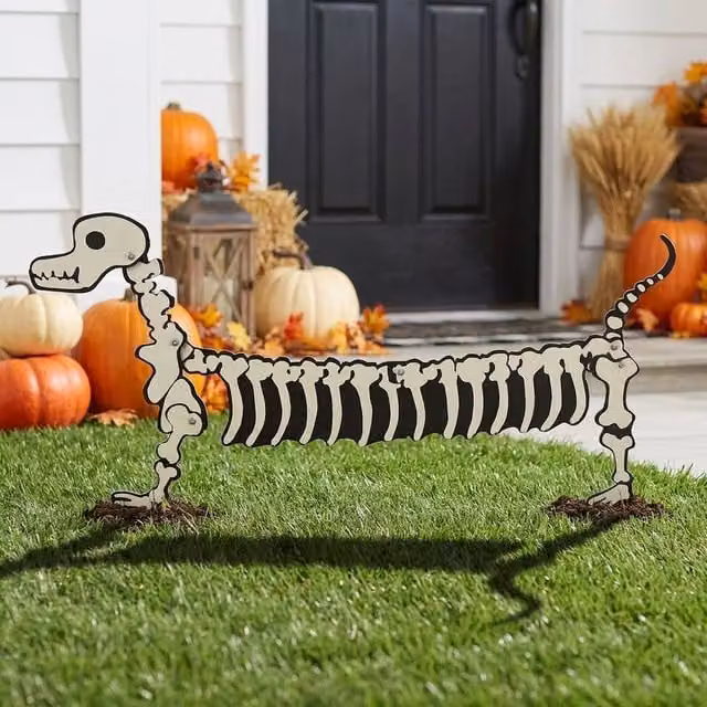 Garden Greatness White Sausage Dog Skeleton Halloween Stake – 1