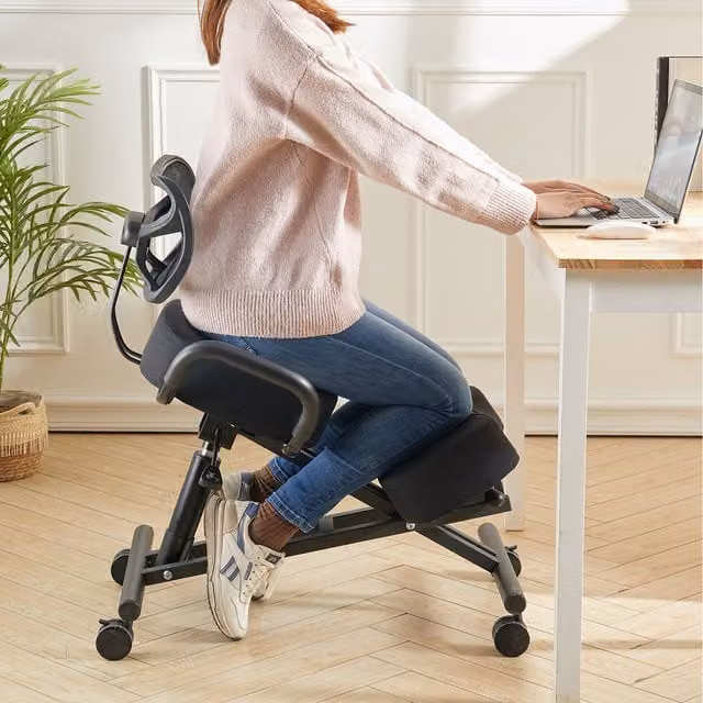 Livingandhome Modern Adjustable Height Kneeling Chair with Castors, Black