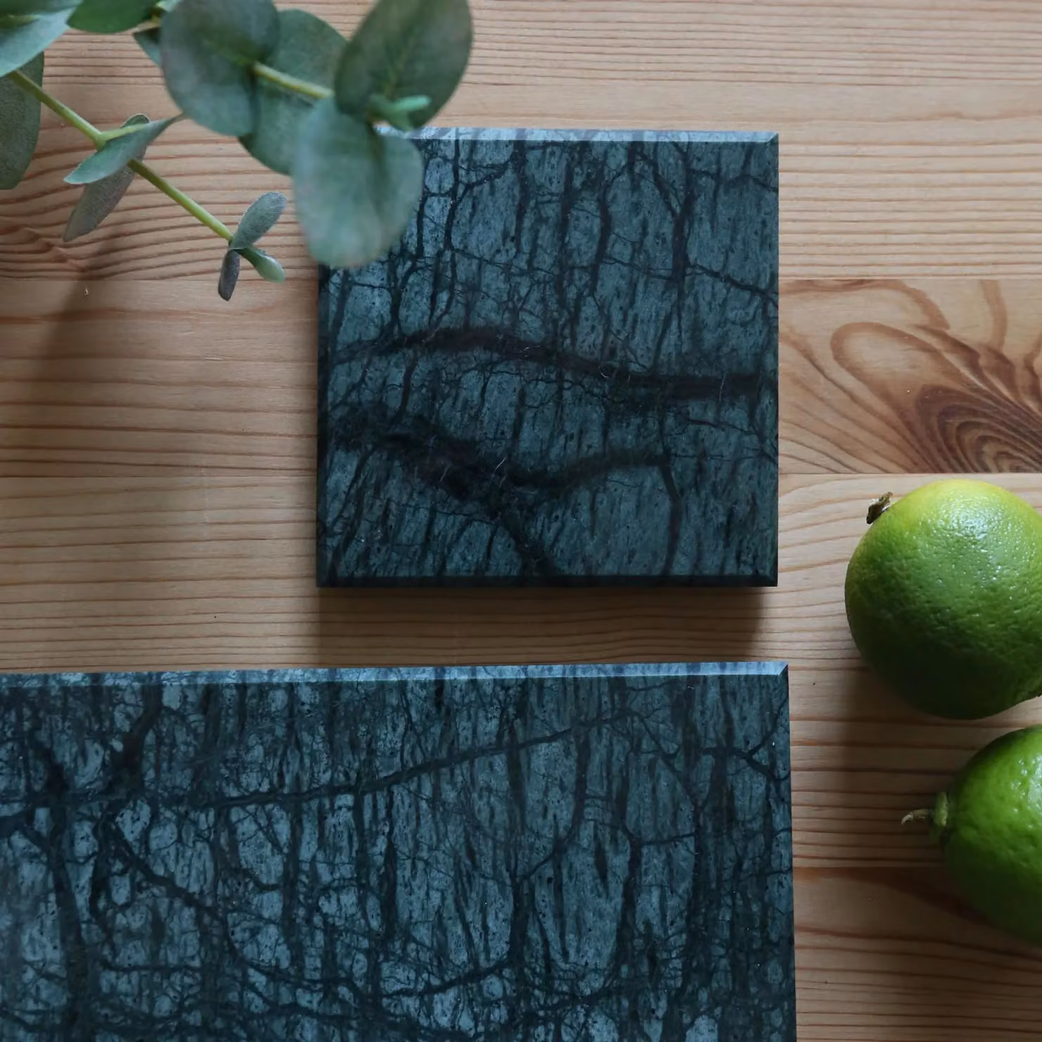 Argon Tableware Green Marble Round Placemats and Square Coasters Set – 3