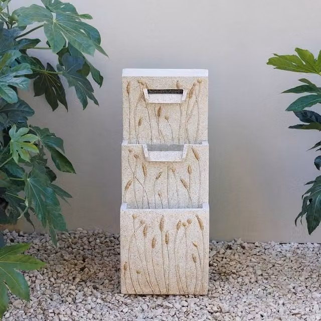 Primrose Hetton Fields Cascading Blade Water Feature in White and Cream