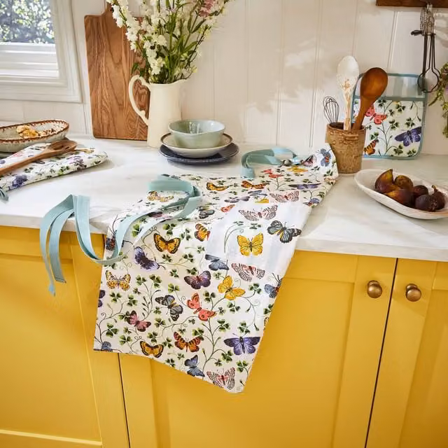 Ulster Weavers Butterfly Grove Cotton Apron in Blue, White and Green – 1