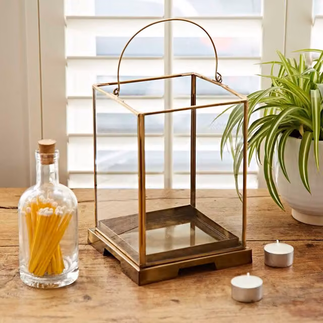 Paper High Antique Effect Brass Candle Lantern in Gold and Bronze, Large, W/D/H: 23.0 x 15.0 x 15.0 cm – 1