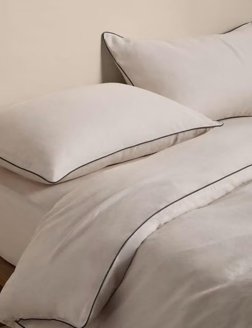 M&S Pure Linen 190gsm Breathable Duvet Cover Set in Beige or White, W: 180 cm x H: 200 cm