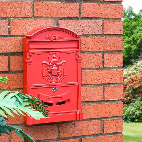 mysmartbuy Red Wall Mounted Lockable Letterbox in Galvanised Steel, H41 x W25.5 x D9 cm – 2