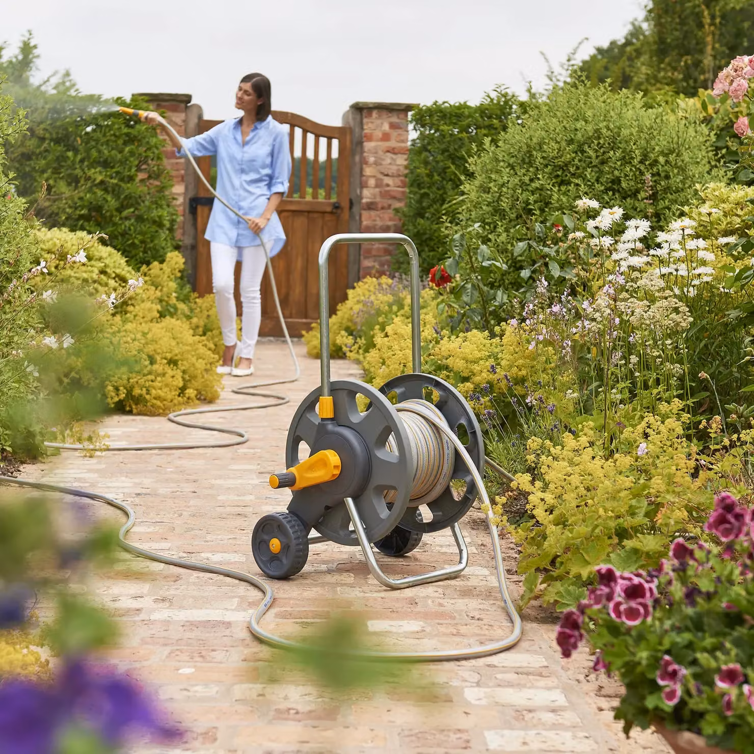 Hozelock 2435 Grey Assembled Hose Cart with 60m of 12.5mm Hose – 2