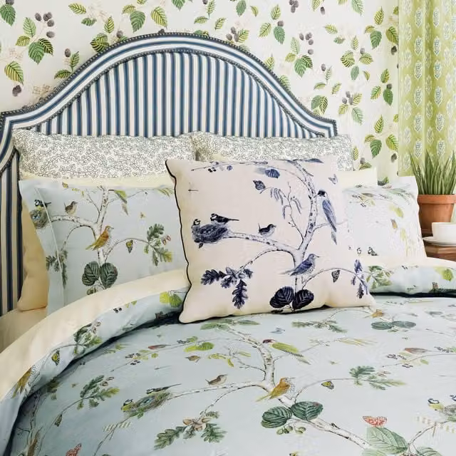 Sanderson Woodland Chorus Single Duvet Cover and Pillowcase Set, Blue and Grey, Reversible Mako Satin Cotton Floral and Animal Design, W: 90 cm, L: 200 cm