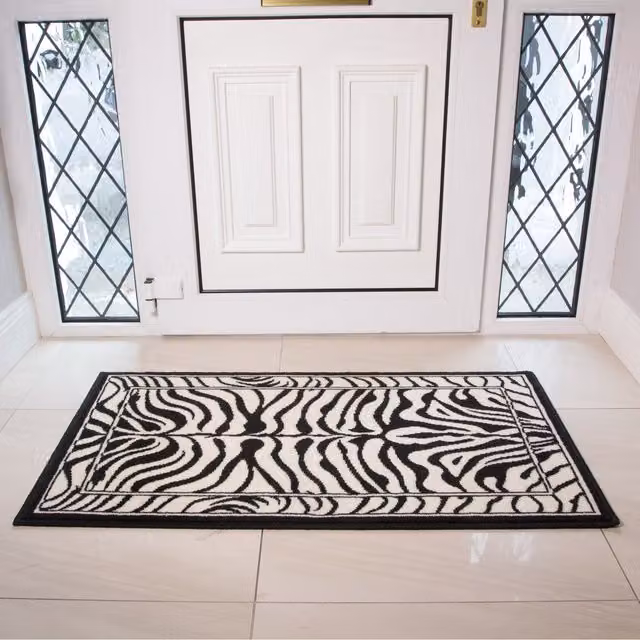 The Rug House Zebra Print Animal Print Living Room Rug in Black and White, W: 110 cm, D: 60 cm