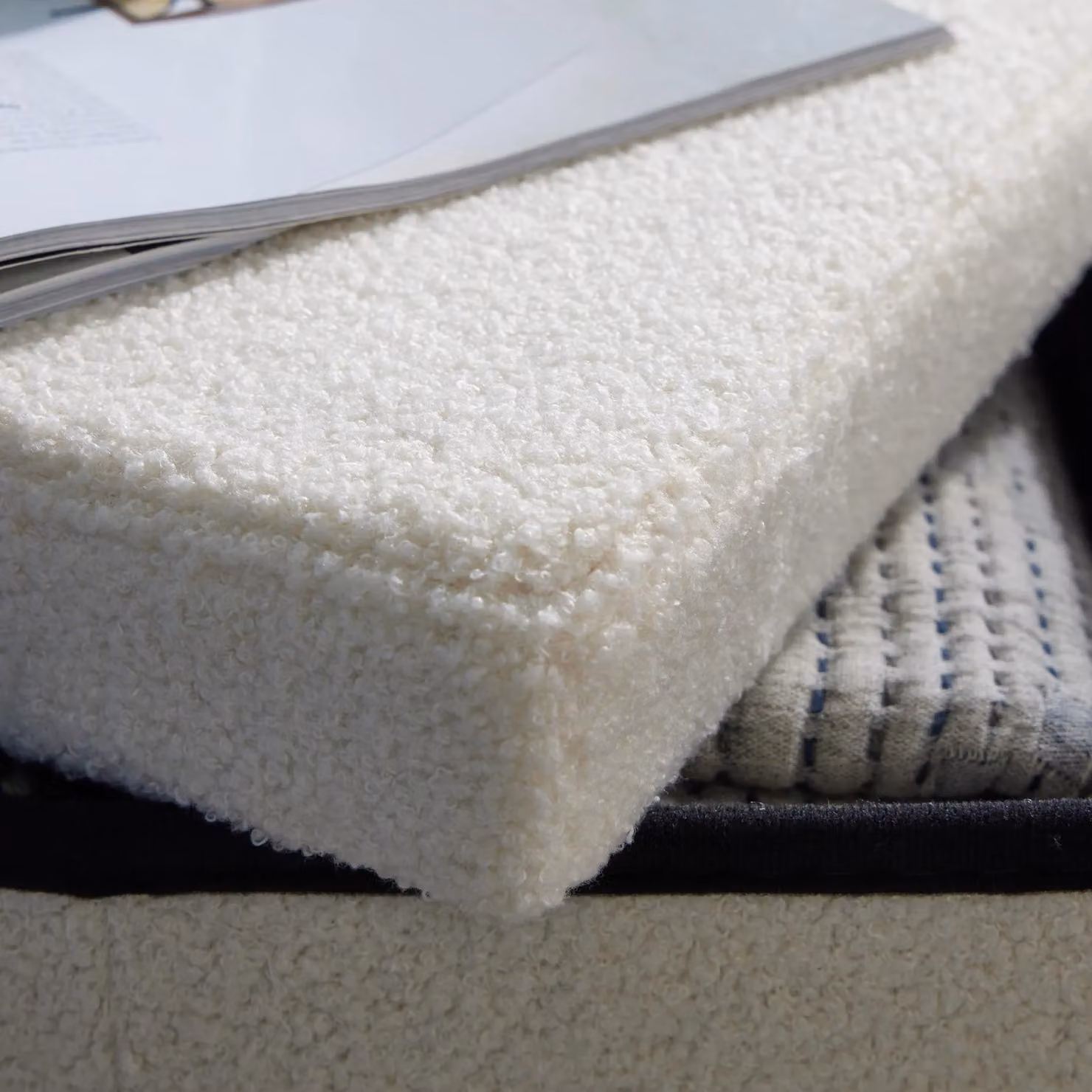 Home Source Folding Ottoman in Cream Boucle Fabric, W/D/H: 38 x 38 x 38 cm – 2