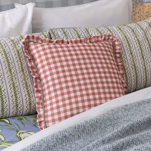 Riva Home Maude Gingham Pink Cotton Piped Cushion, 45 x 45 cm – 1