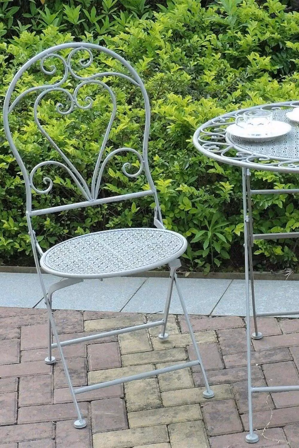 Glamhaus 3 Piece Metal Bistro Set for Garden and Patio in Antique Matt Grey – 2