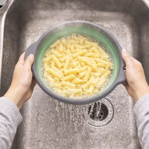 Libbi Lou Collapsible Silicone Kitchen Colander with Handles, Green or Orange, Diameter: 23 cm – 3