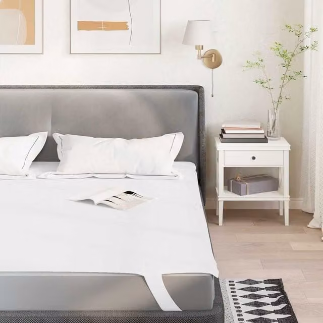 Berkfield Home Waterproof and Breathable Microfibre Mattress Protector in White, W/D/H: 140 x 220 cm