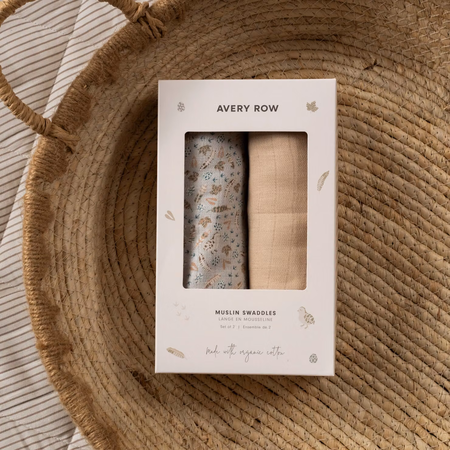 Avery Row Organic Cotton Baby Muslin Swaddles Set of 2 in Nature Trail Multicolour and Beige – 3