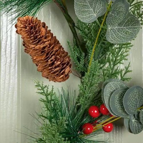 Samuel Alexander Round Hanging Christmas Eucalyptus Wreath with Red Berries and Pinecones, Diameter: 50 cm – 2