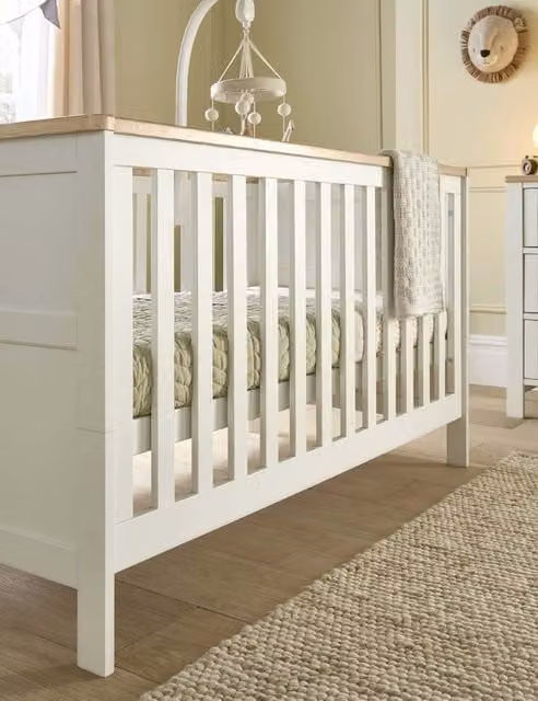 Mamas & Papas Wedmore Cot Bed in White Oak and White Mix