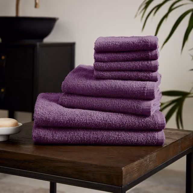 Catherine Lansfield 8 Piece Quick Dry Cotton Towel Set in Plum