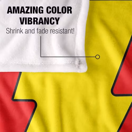 LOGOVISION DC Originals Shazam Silky Touch Super Soft Fleece Throw Blanket, Multicolour, W: 91.44 cm x L: 91.44 cm – 3