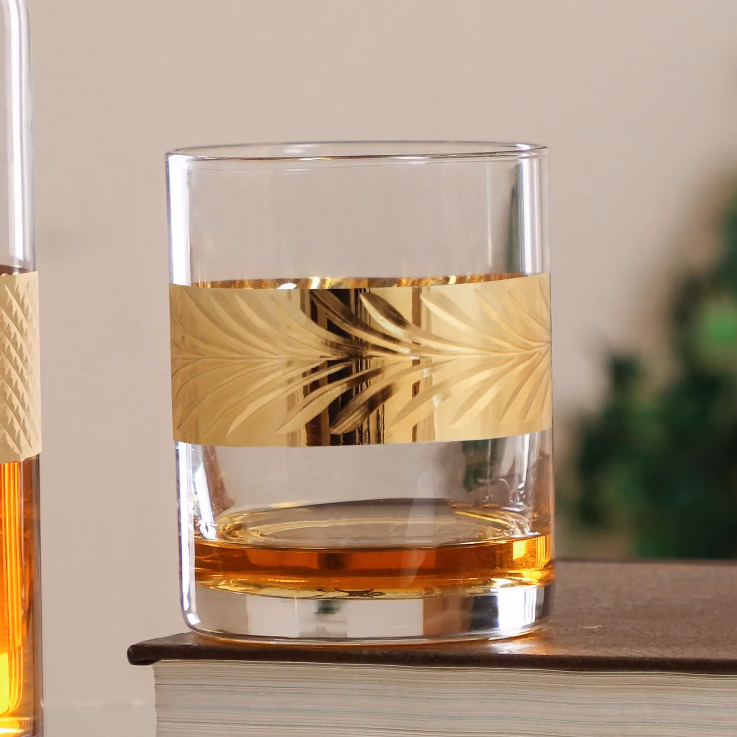 Dibor Set of 2 Gold Leaf Floral Glass Tumblers, 400ml per glass – 2