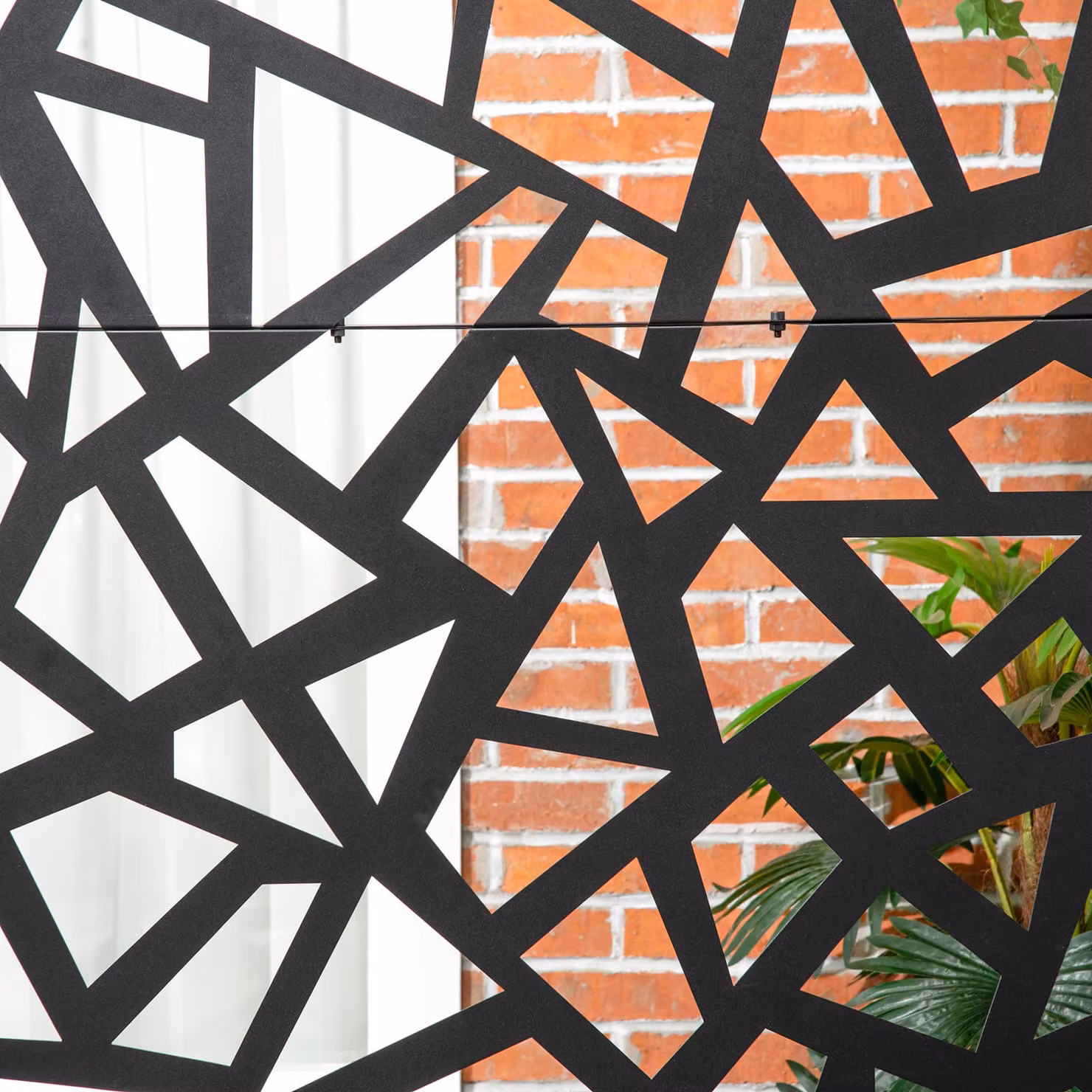 Outsunny Modern Geometric Metal Outdoor Privacy Screen in Matt Black, W/H: 198 x 122 cm – 8