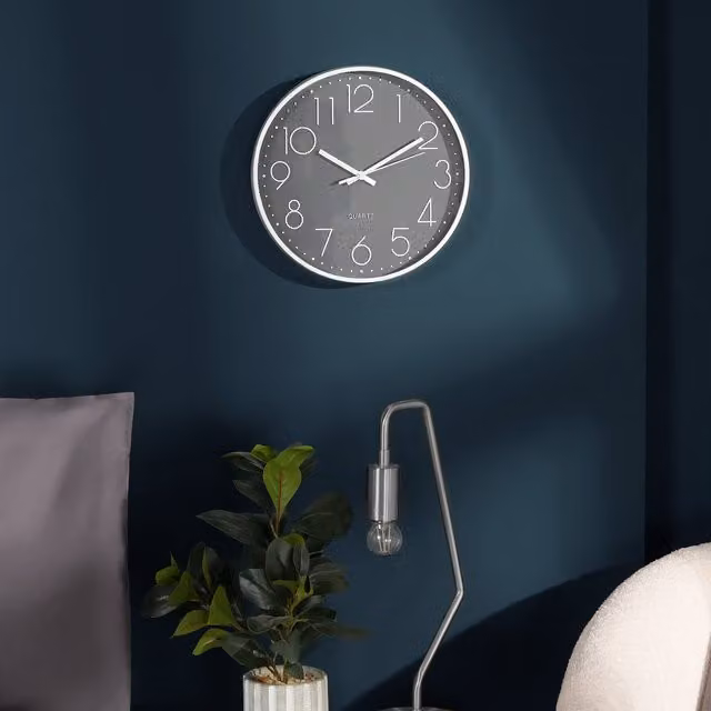 OHS Round Analogue Wall Clock in Grey
