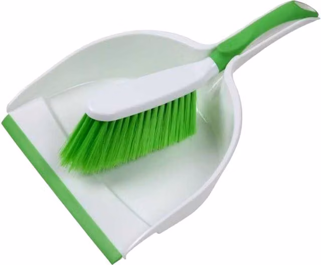 SupaHome Deluxe Dustpan and Brush in White