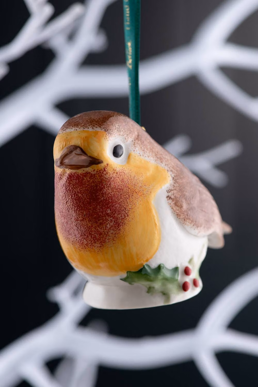 Belleek Classic Robin with Holly Porcelain Hanging Ornament in Multicolour – 2
