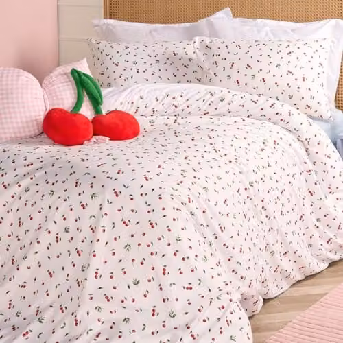 OHS Cherry Double Duvet Set with Matching Pillowcases, White and Red Microfibre Polyester Bedding, Duvet Cover 200 x 200 cm, Pillowcases 50 x 75 cm