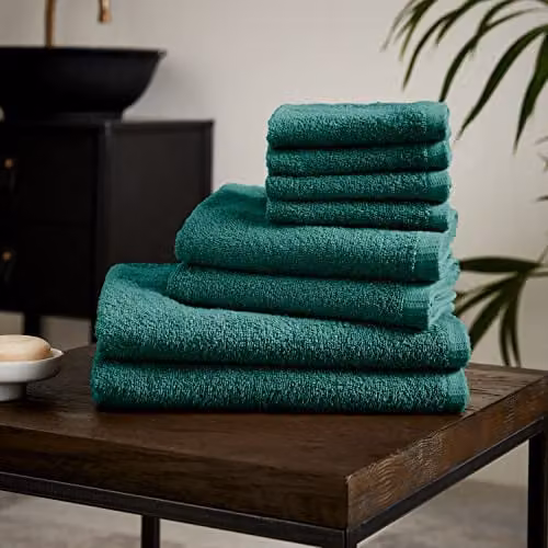 Catherine Lansfield 8 Piece Quick Dry Cotton Towel Set in Green – 1