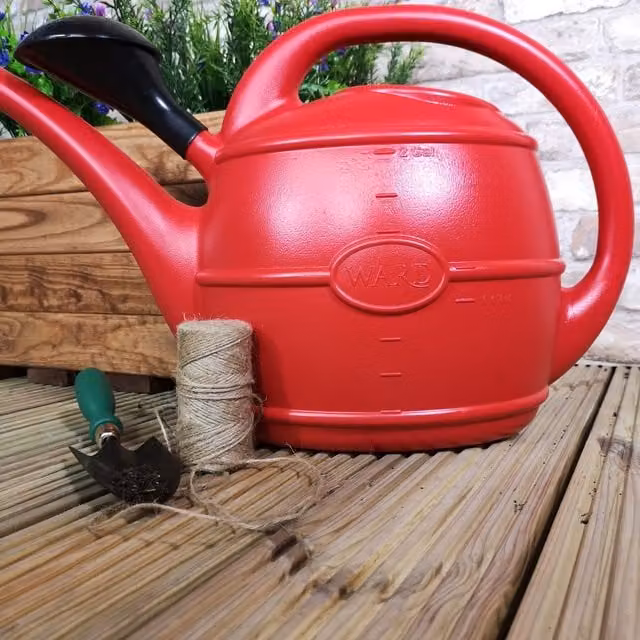 Samuel Alexander Ward 10L Garden Watering Can with Rose, Red – 1