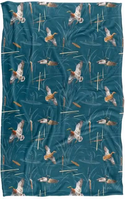 JQ Licensing Waterfowl Marsh Ducks Hunting Pattern Super Soft Fleece Throw Blanket, Multicolour, W: 91 cm, D: 147 cm – 6