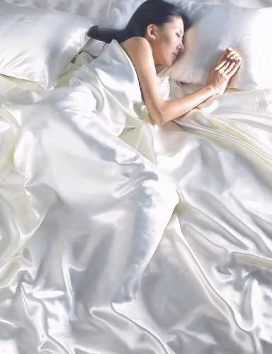 Intimates 4 Piece Satin Cream Single Bedding Set including Duvet Cover, Flat Sheet and Pillowcases