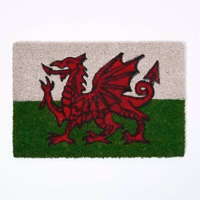 Homescapes Coir Doormat Welsh Dragon Flag, W: 60 cm, D: 40 cm, Multicolour