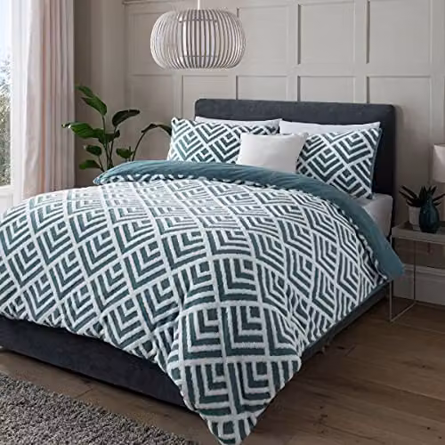 Sleepdown Geo Jacquard Fleece Thermal Duvet Cover and Pillowcase Set, Petrol and White, W: 220 cm, D: 230 cm – 1