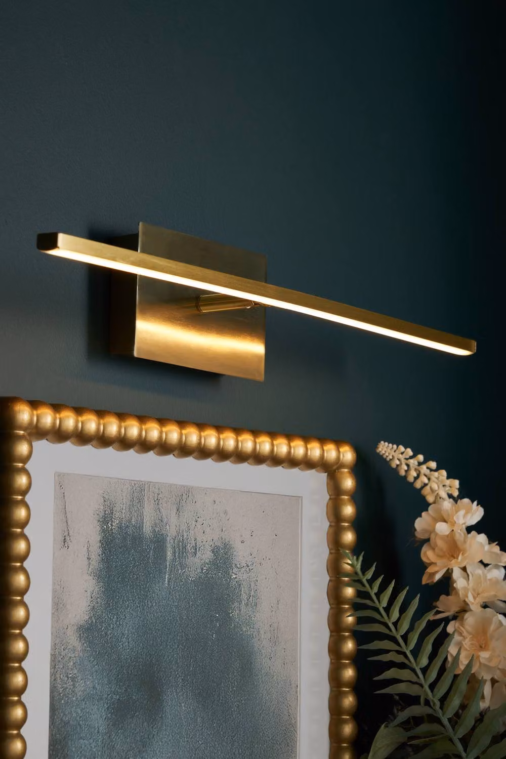 BHS Lighting Dougie Rechargeable LED Picture Wall Light in Gold/Brass – 2