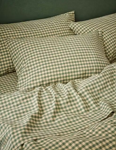 Piglet In Bed 2 Pack Linen Rich Gingham Pillowcases in Green Mix