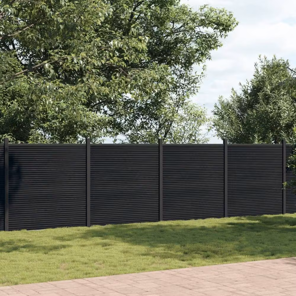 Berkfield Home Grey WPC and Aluminium Fence Panel, H: 186 cm, W: 173.7 cm – 2