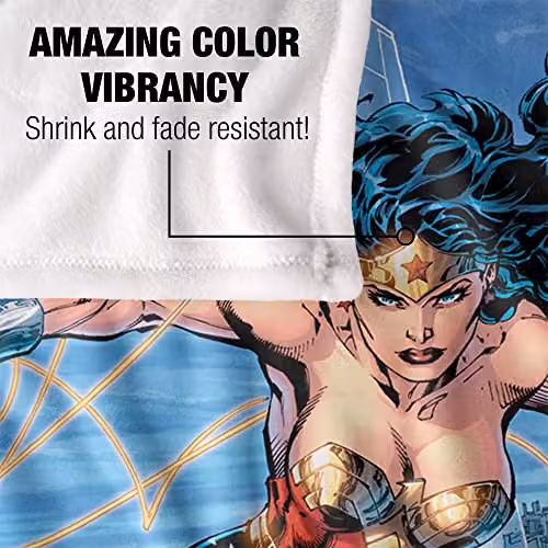 LOGOVISION Wonder Woman Silky Touch Super Soft Fleece Throw Blanket in Blue and White, W/D/H: 152 x 127 cm – 3