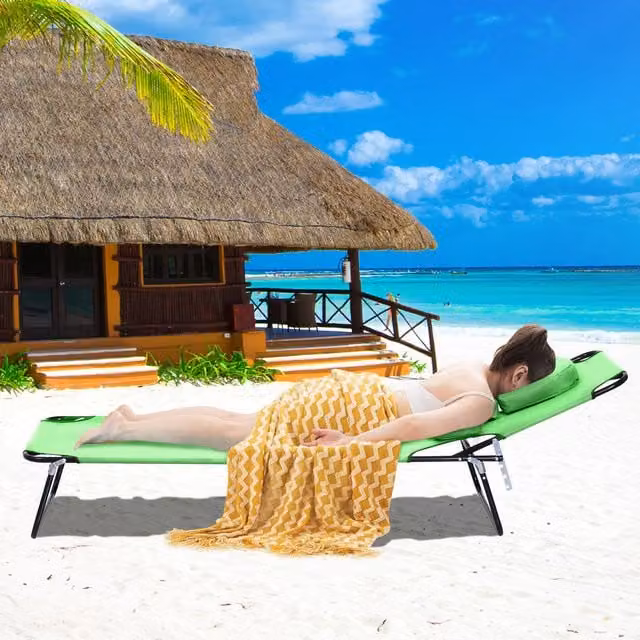Outsunny Folding Sun Lounger with Pillow in Green