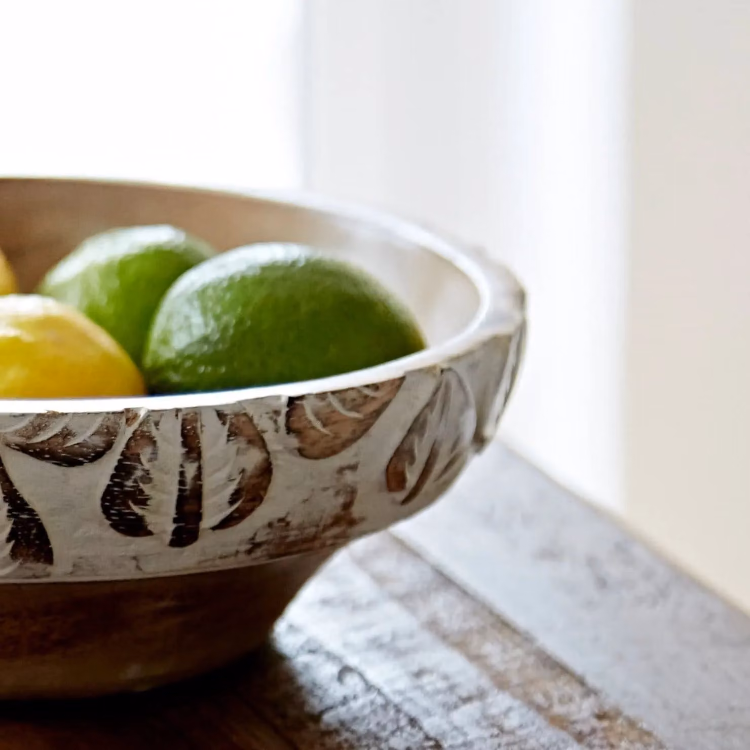 Paper High Antique White Leaf Design Mango Wood Serving Bowl – 6