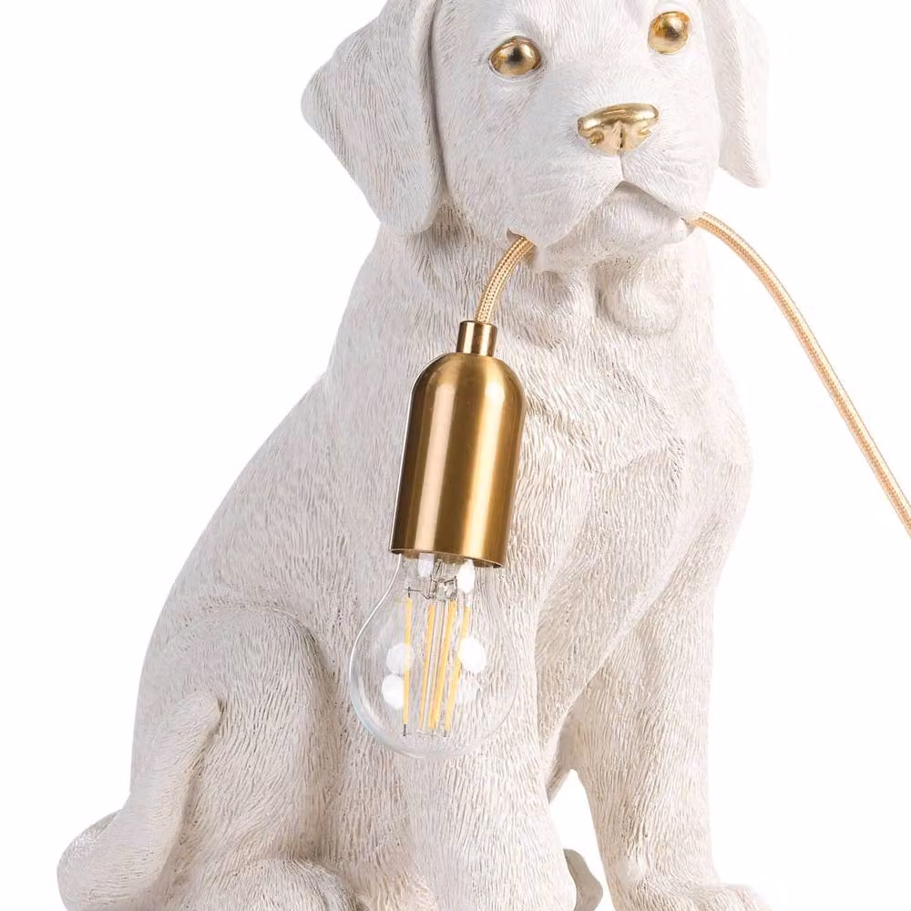 Wyld and Coco Labrador Table Lamp in White Polyresin with Gold Details – 2