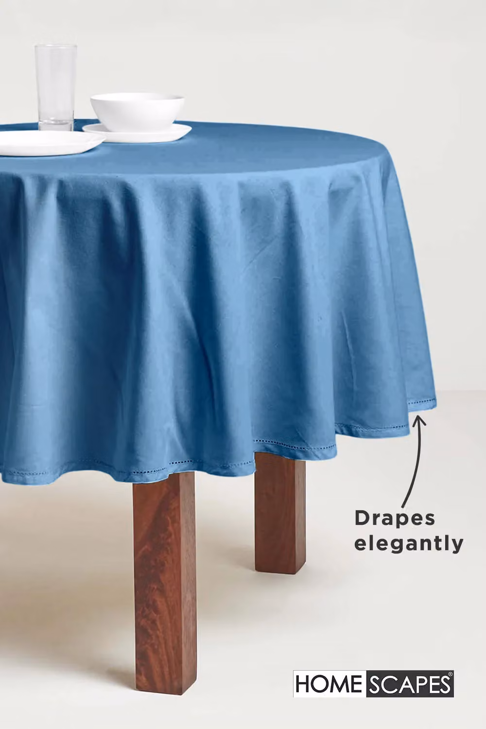 Homescapes Plain Round Cotton Tablecloth in Blue, Diameter: 178 cm – 3
